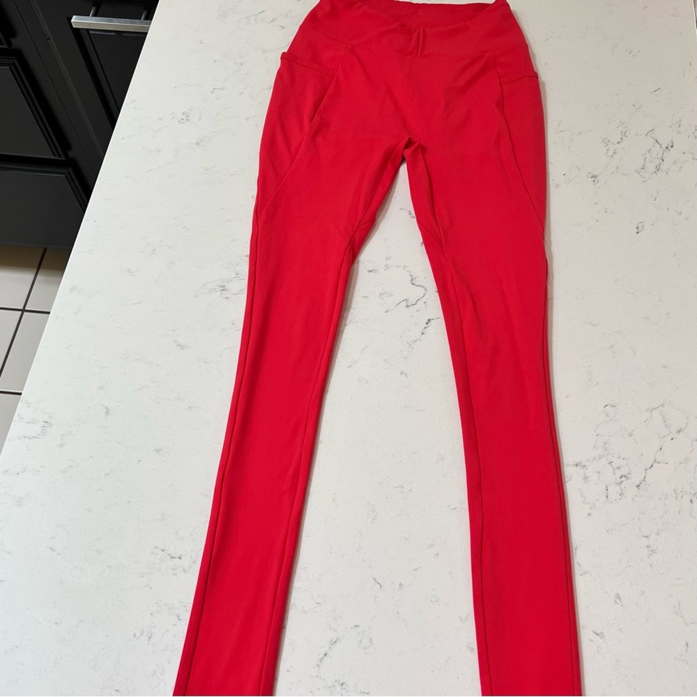 Gymshark Sculpt Leggings (Powder Red)